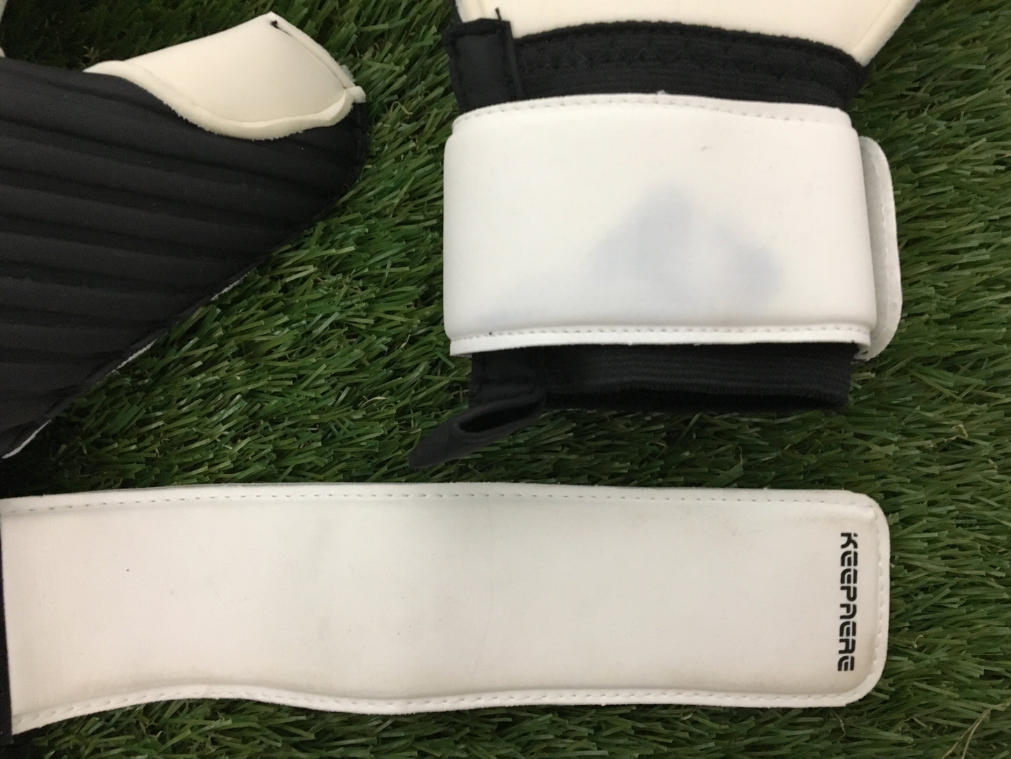 Keepaere - Trainer Black - FACTORY SECONDS